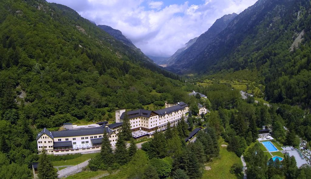hotel-manantial